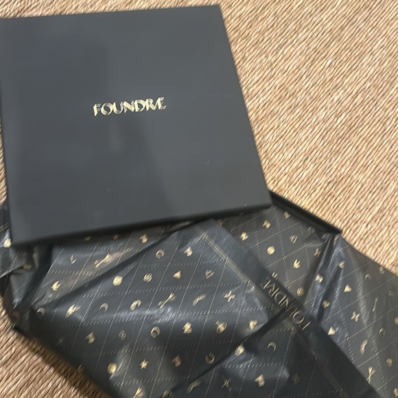 Foundrae Starry Starry night scarf - Picture 3 of 5